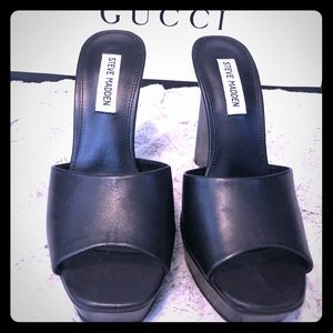 Steve Madden heeled Mules!!!🖤🖤🖤